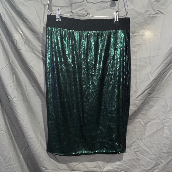 Thalia Sodi Dresses & Skirts - Thalia Sodi Dark Green Sequin Pencil Skirt